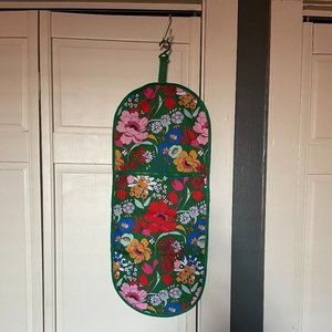 ban.do Getaway Travel Organizer